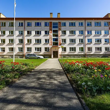 Kreutzwaldi 17 Apartment Võru Exterior foto